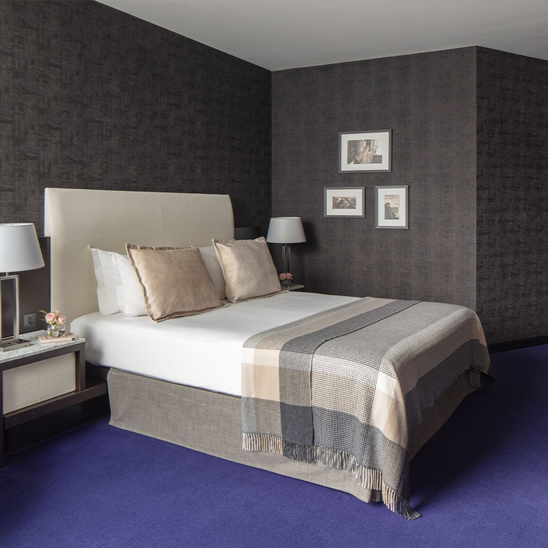 Premium  Room King