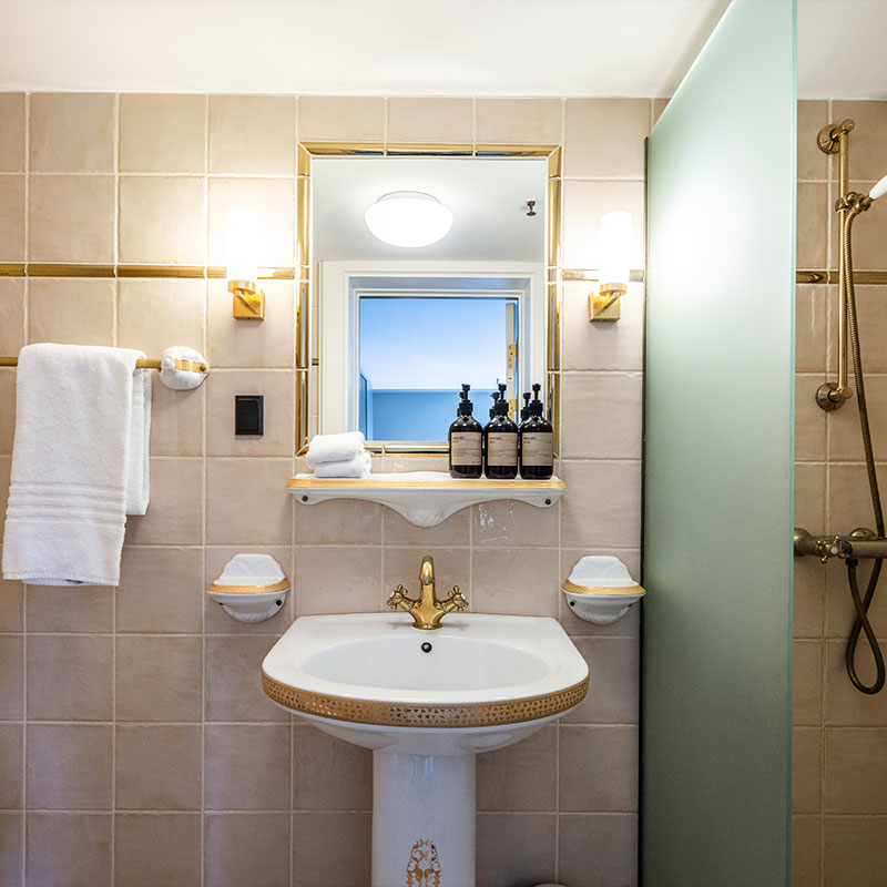 Royal Deluxe Double Room