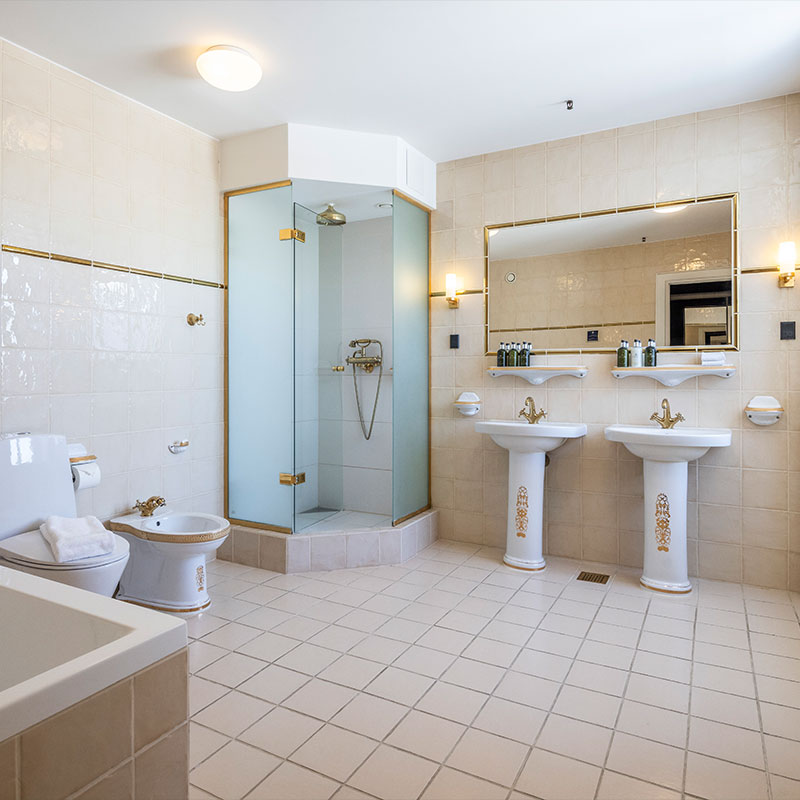 King's Suite
