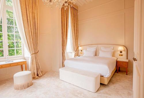 Double Room Deluxe Castle