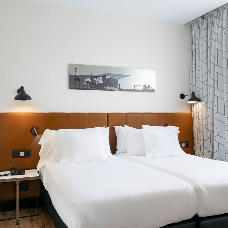 Connecting Rooms