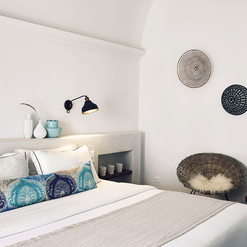 Pure Suite with Pool or Jacuzzi