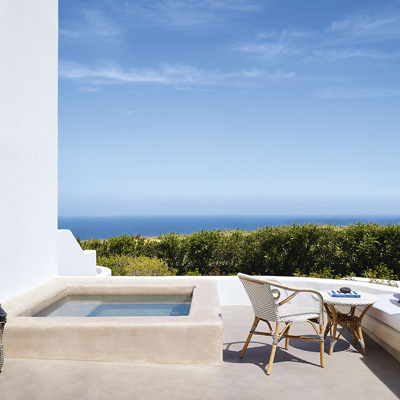 Sea View Suite with Jacuzzi