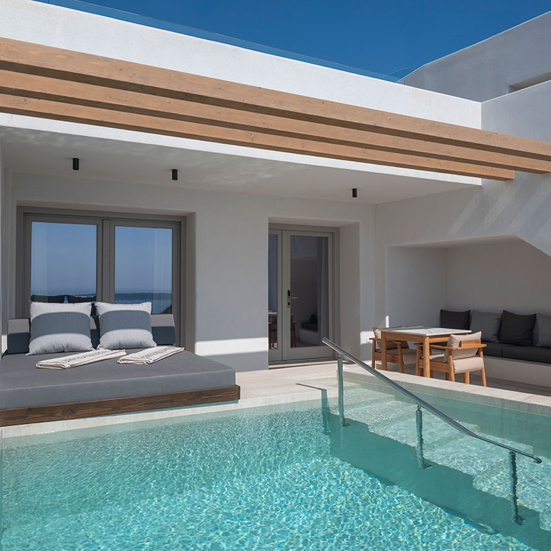 Sunset & Sea View Suite with Pool
