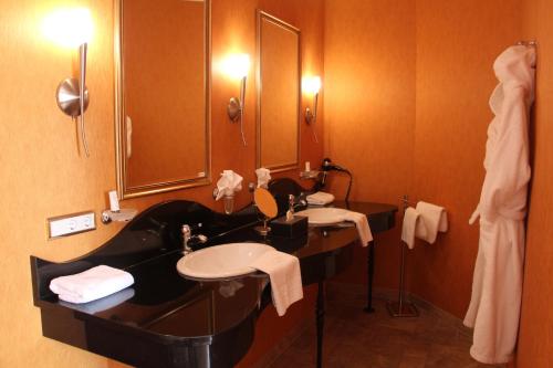 Suite with Sauna
