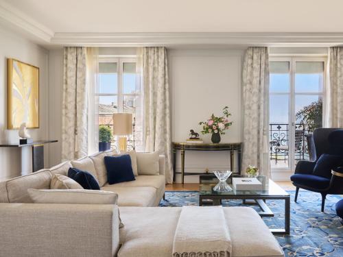 Presidential Suite