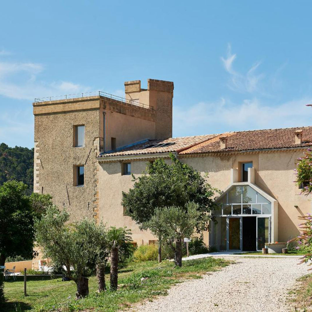 Domaine La Ferme HI Bride