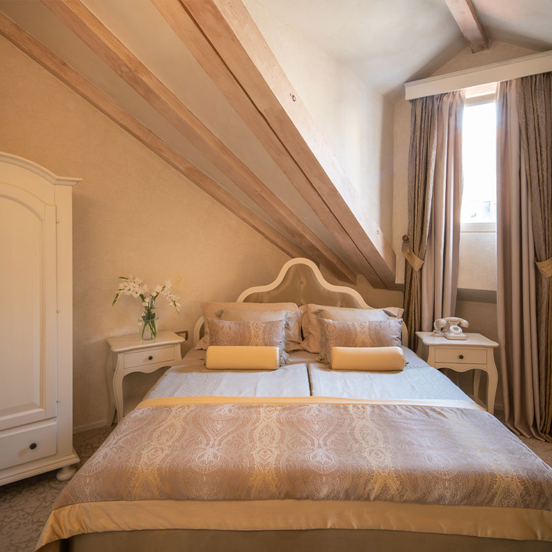 Classic Double Room