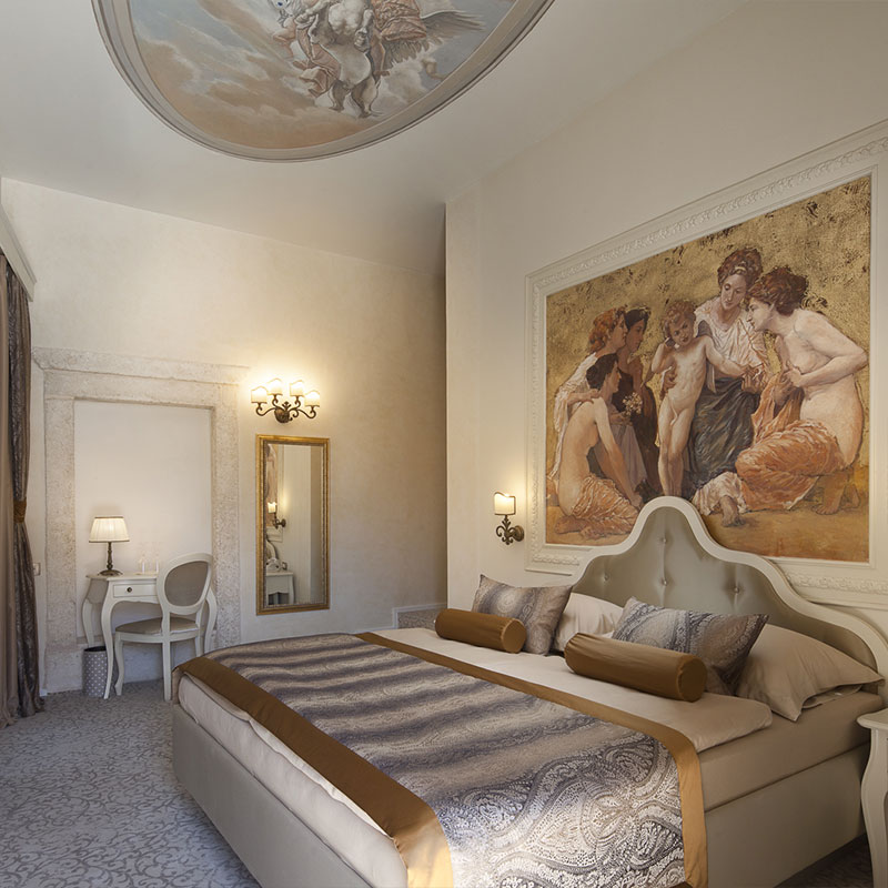 Executive Suite with Balcony