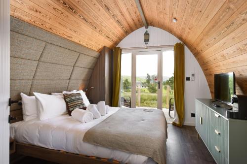 Cosy Hide - Lealt Falls
