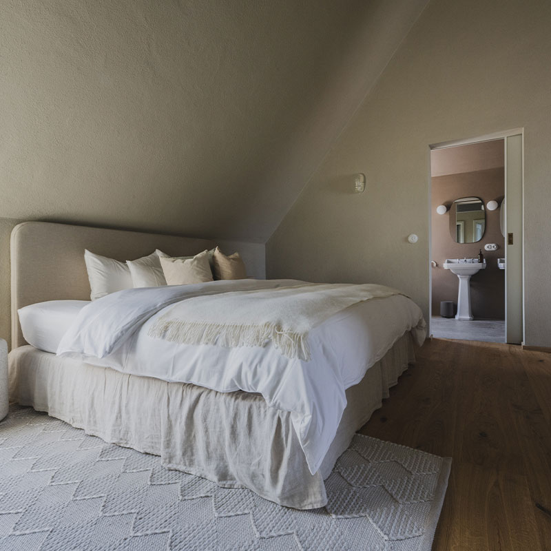 Room 6