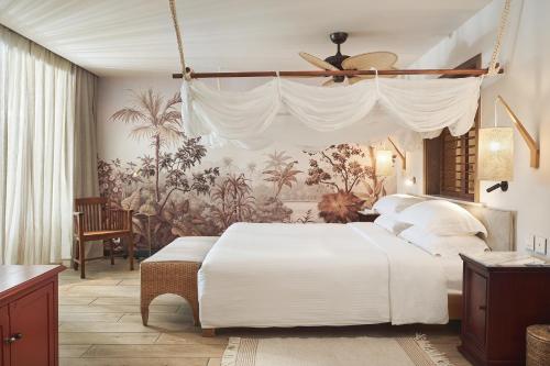 Senior Suite