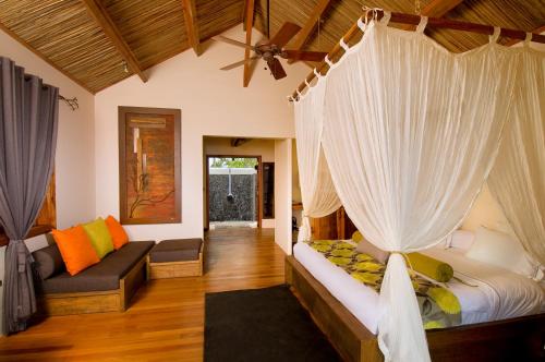 Piton Canot Exclusive Sea View Suite with Pool