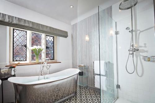 Queen Suite