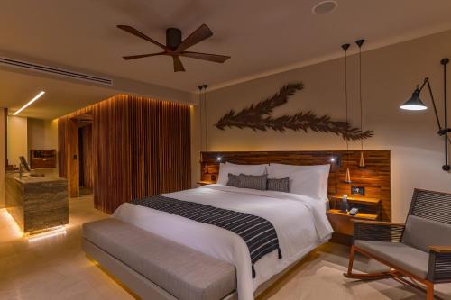 Ocean View Room - 1 King Bed
