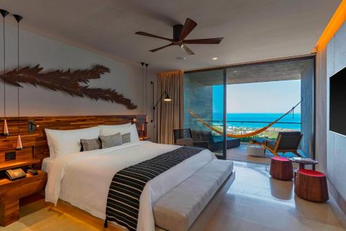 Ocean View Room - 1 King Bed