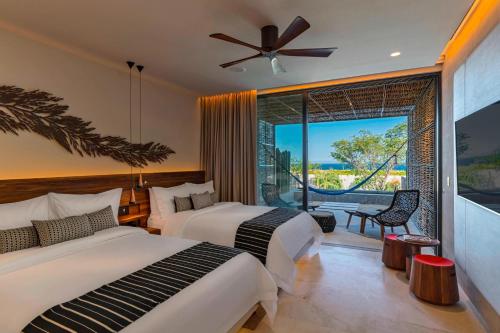 Queen Room with Terrace, Ocean View and Plunge Pool