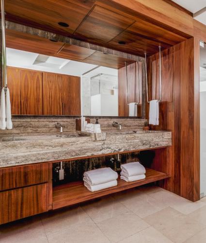 Villas Solaz 4 Bedroom Suite