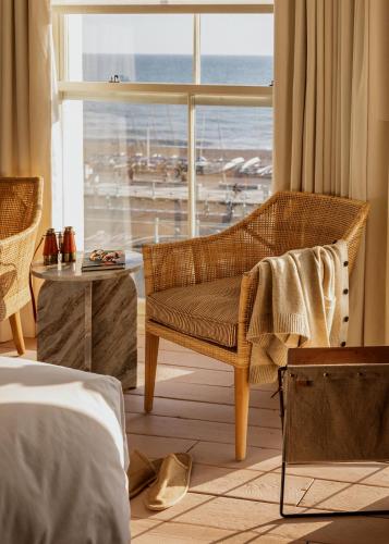 Deluxe Double Room with Balcony and Sea View