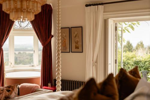 Superior King Room 