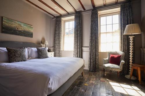Superior King Room 