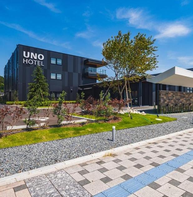Uno Hotel