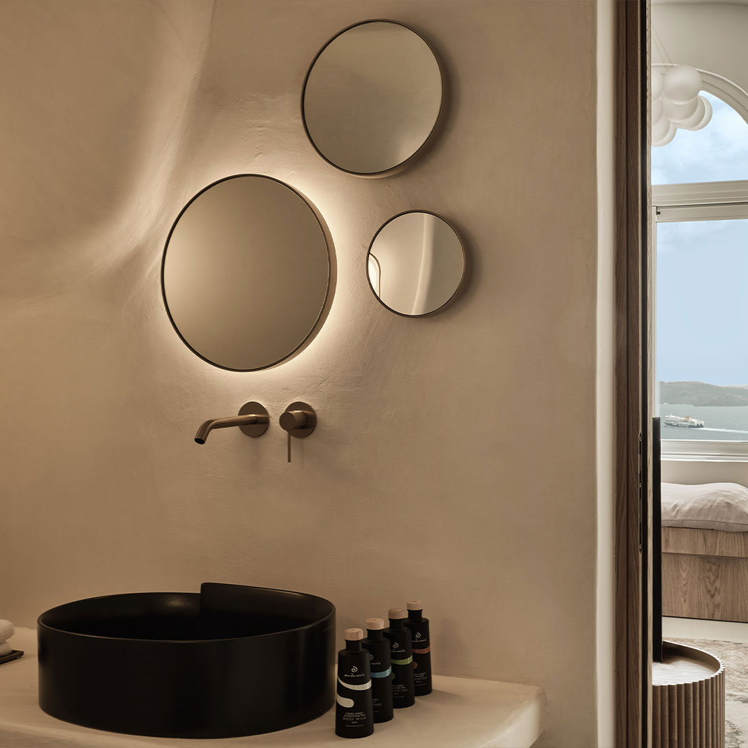 Petite Suite, Hot tub