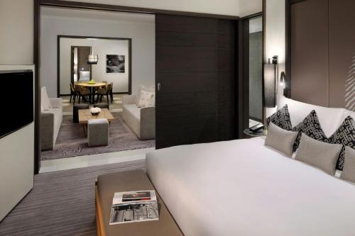 Premier King Suite with Balcony and City View