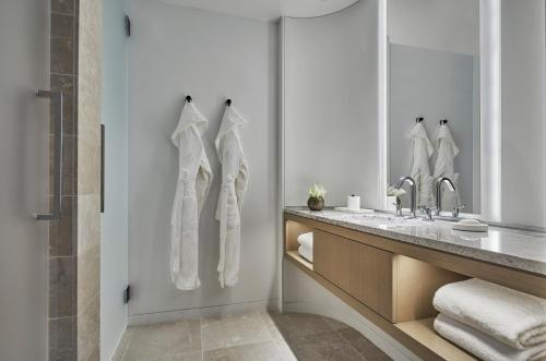 Grand Cityscape Room Double