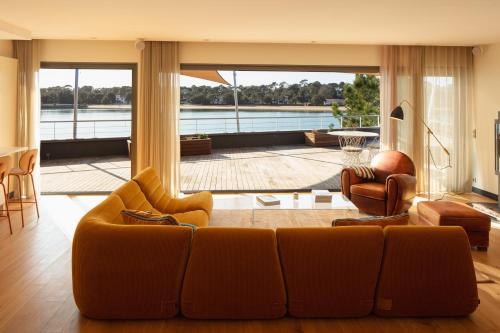 Two-Bedroom Apartment with Lake View