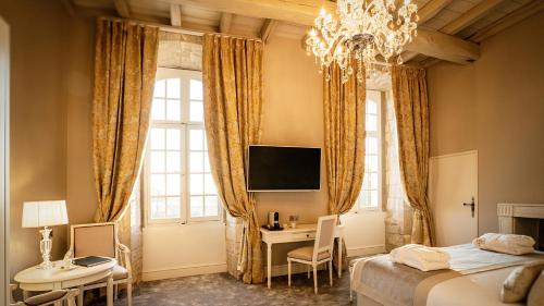 Junior Suite with Garden View