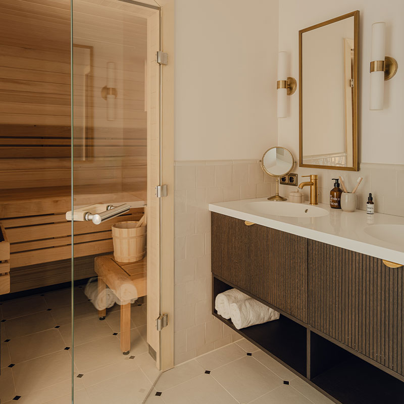 Superior Junior Suite with Sauna