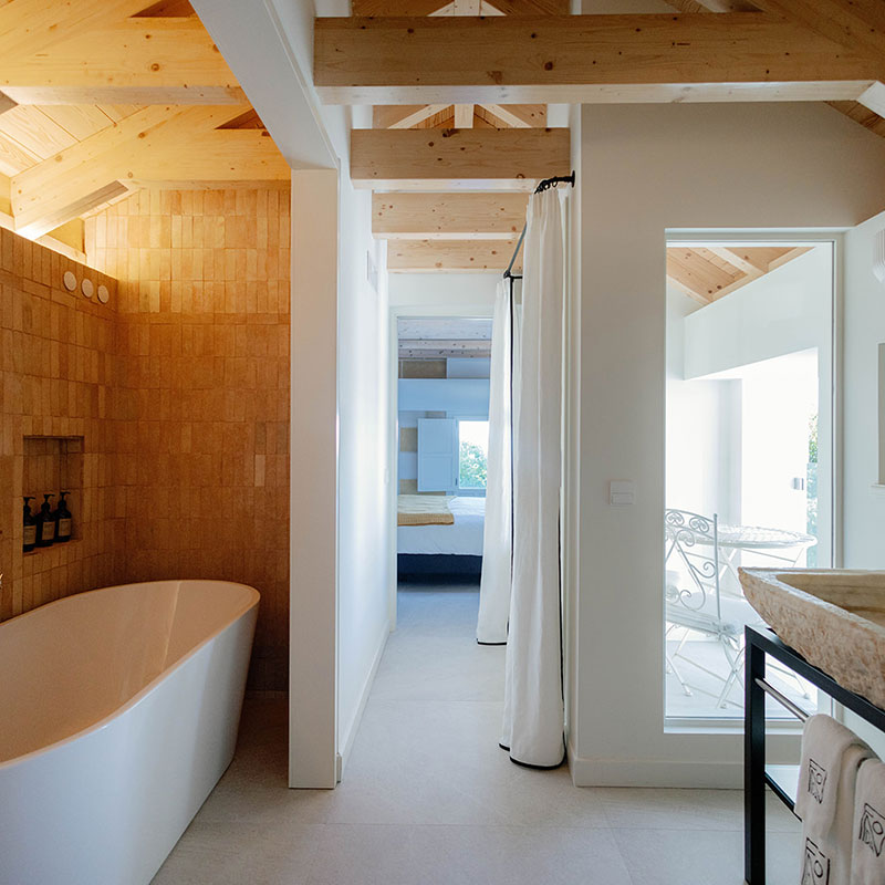 Signature Suite