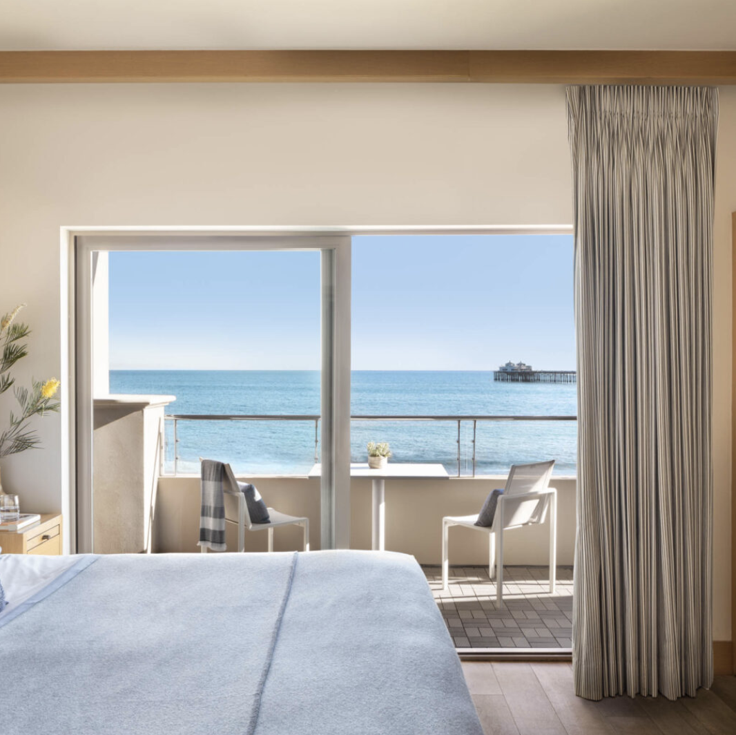 One Bedroom Ocean Front Suite