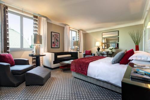 Junior Suite - City View