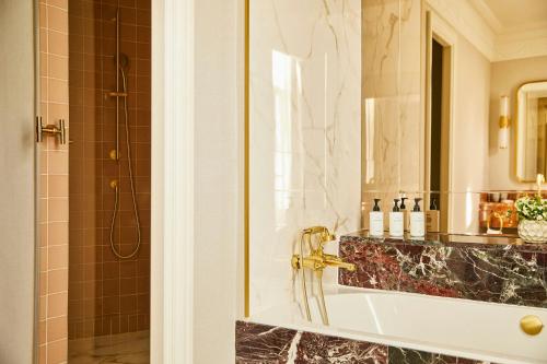 One-Bedroom Cervantes King Suite with City View
