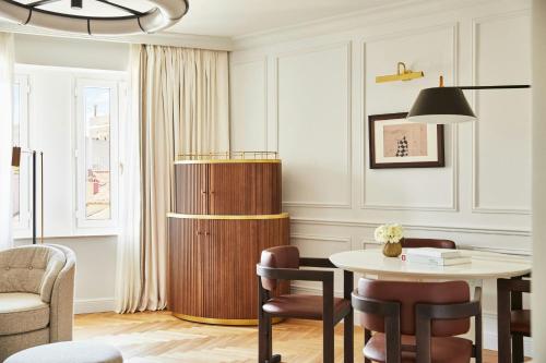 One-Bedroom Cervantes King Suite with City View