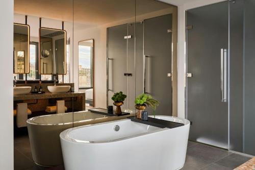 Premier Suite with Terrace 