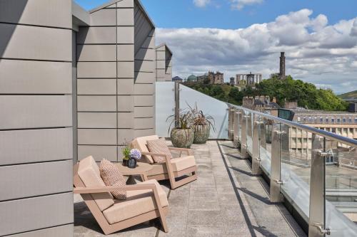 Premier Suite with Terrace 