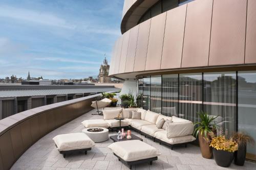 W Suite with City View