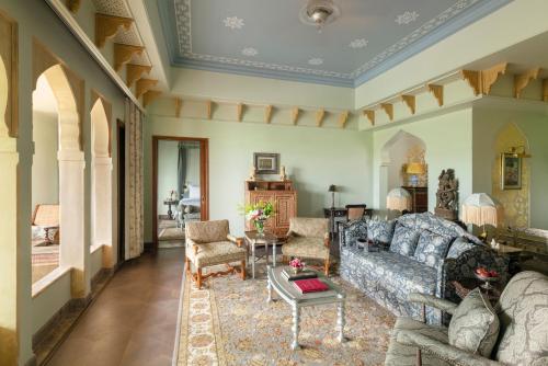Rajmata Two-Bedroom Presidential Suite with Pool: Airport Transfers in luxury vehicle, 01 Bottle of champagne, INR 5000 hotel credit once during the stay. One 60-minute spa therapy for couple, Evening Hi-Tea at Safir/ Sundowner session with Bartender for