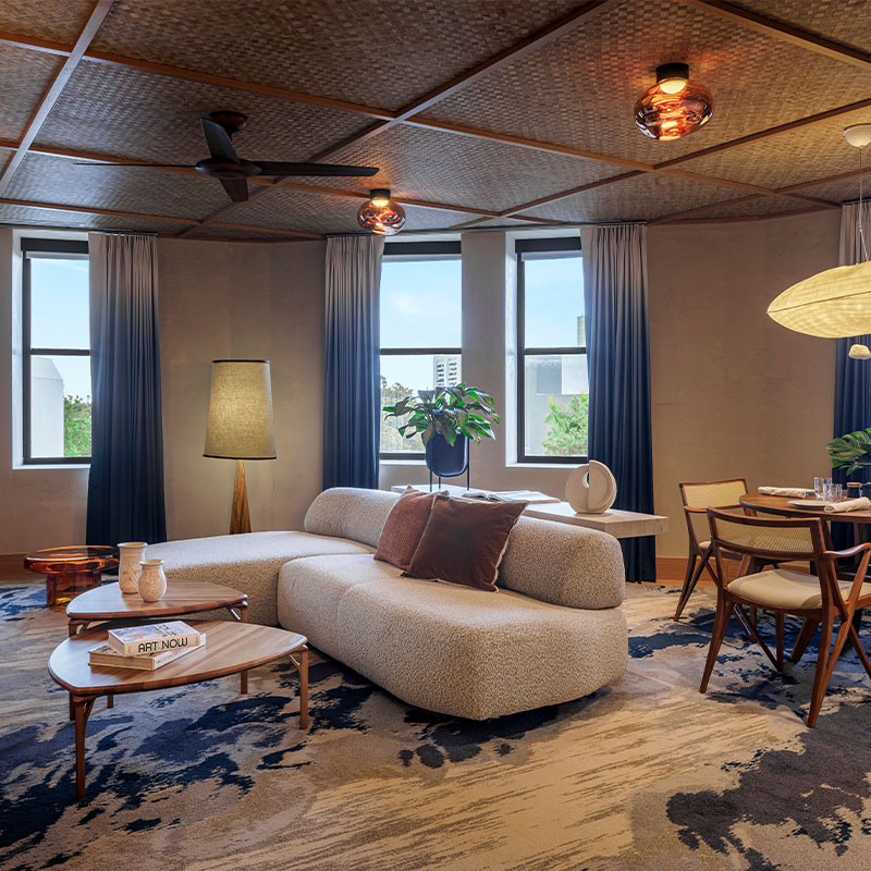 La Familia Executive Suite