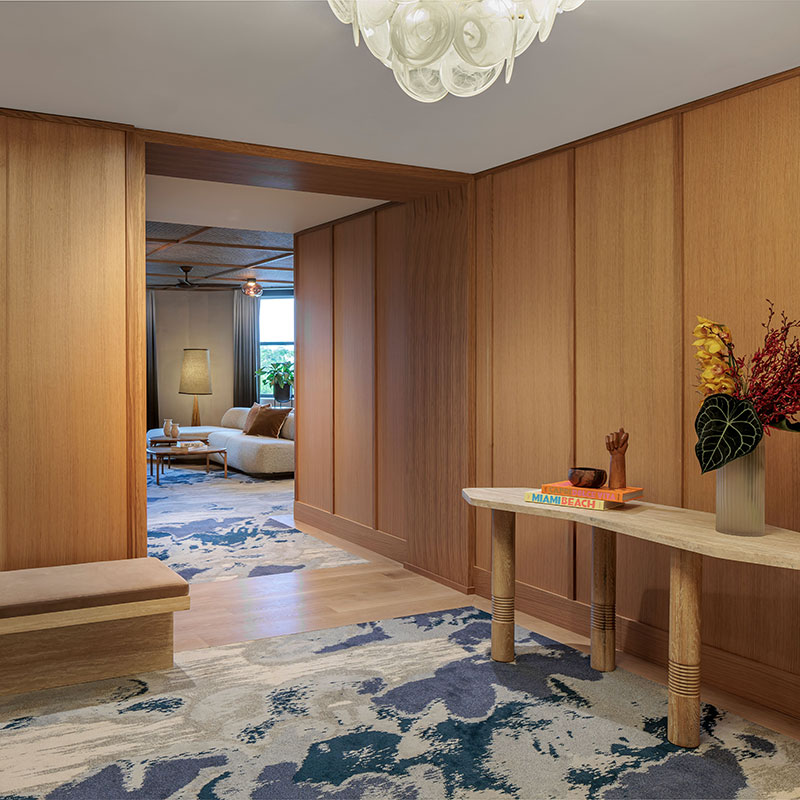 La Familia Executive Suite