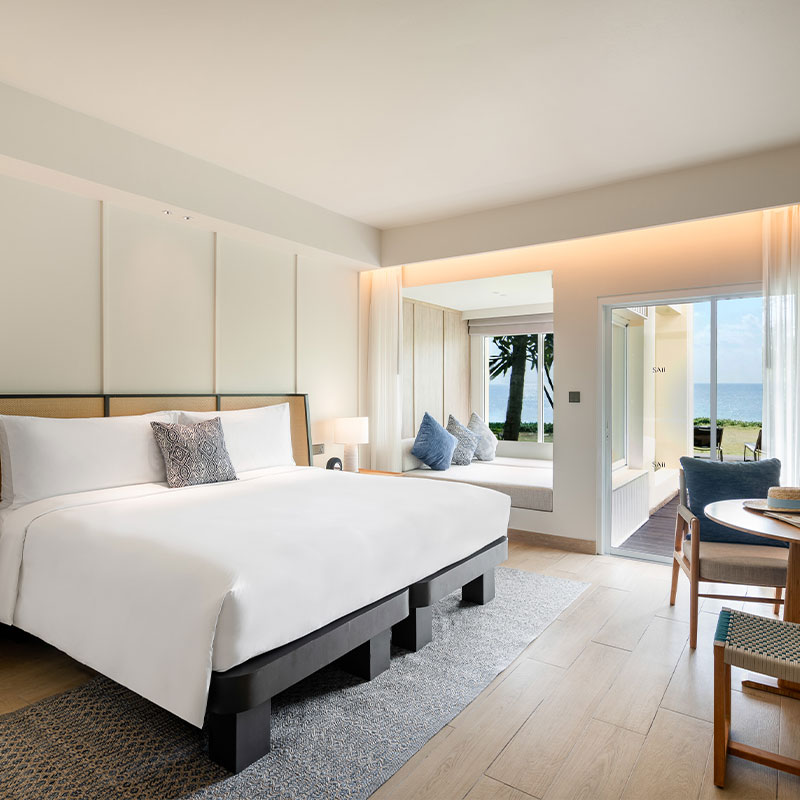 Beach Access 1 King Bed