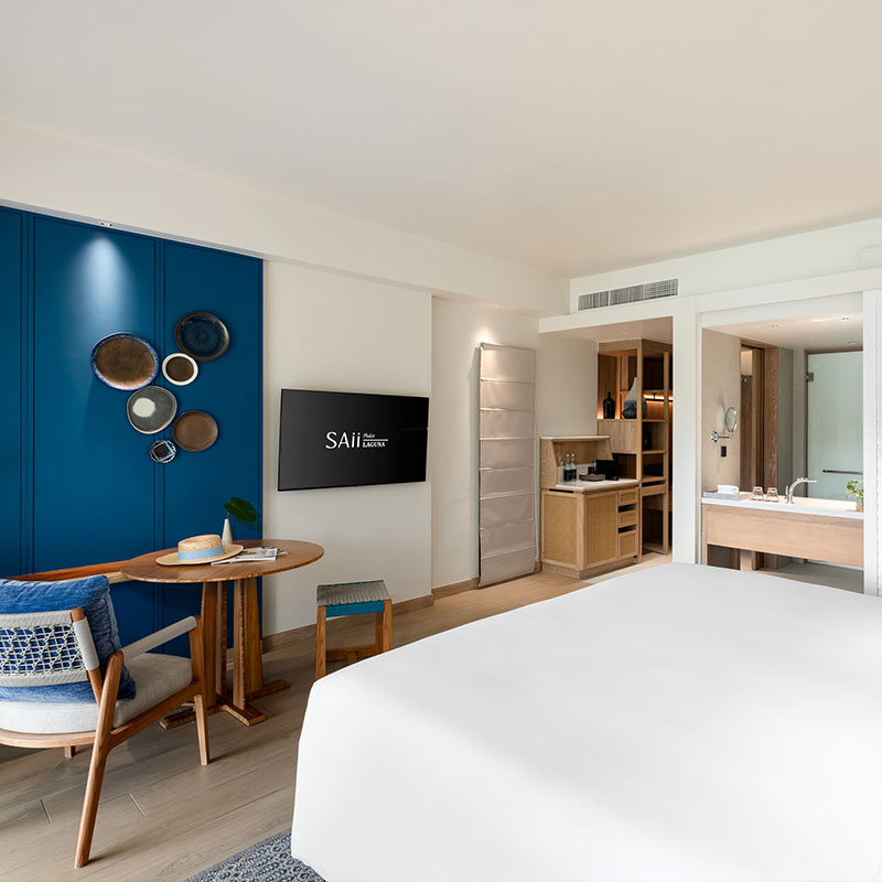 Beach Access 1 King Bed
