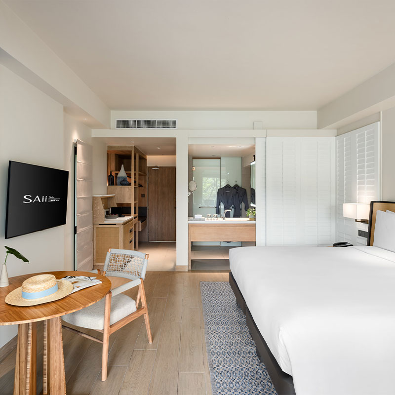 Beach Access 1 King Bed