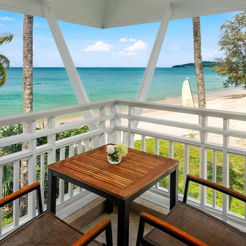 Ocean Front 1 Bedroom Suite 1 King Bed