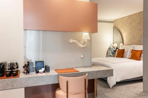 Premium King Room with Cloister View