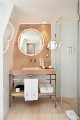 Twin Room - Grand