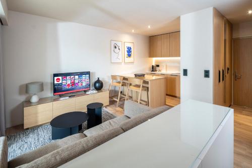 Studio Apartment